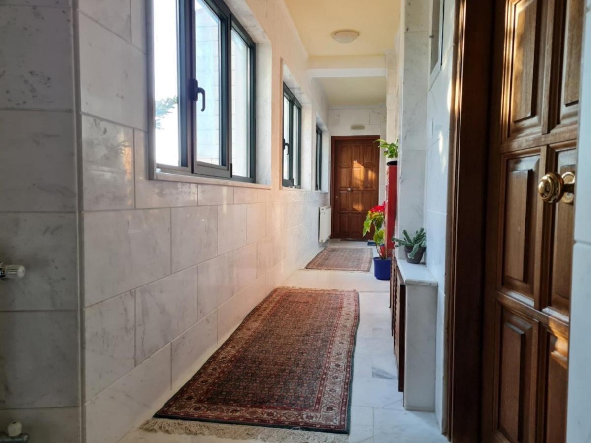 Papastavrou Apartments 卡拉维塔 外观 照片